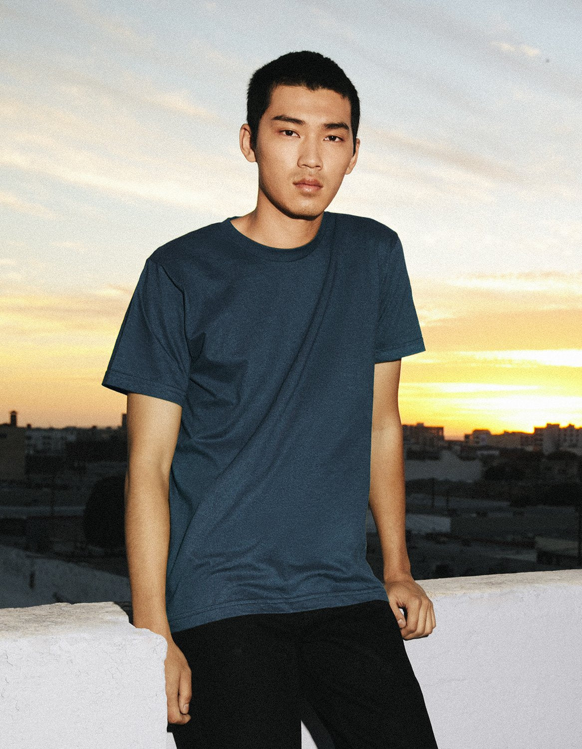 2001W American Apparel Unisex Fine Jersey Short Sleeve T-Shirt